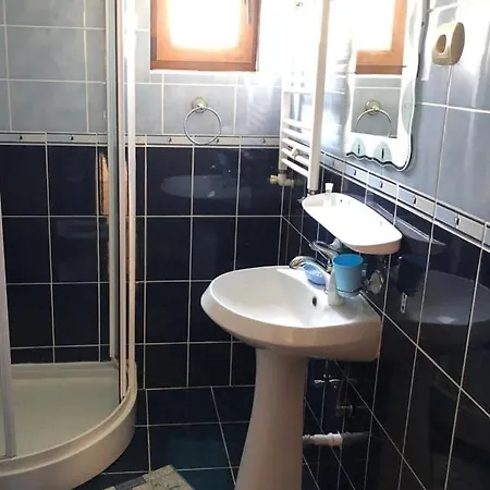 Pensiunea Maridor Guest house